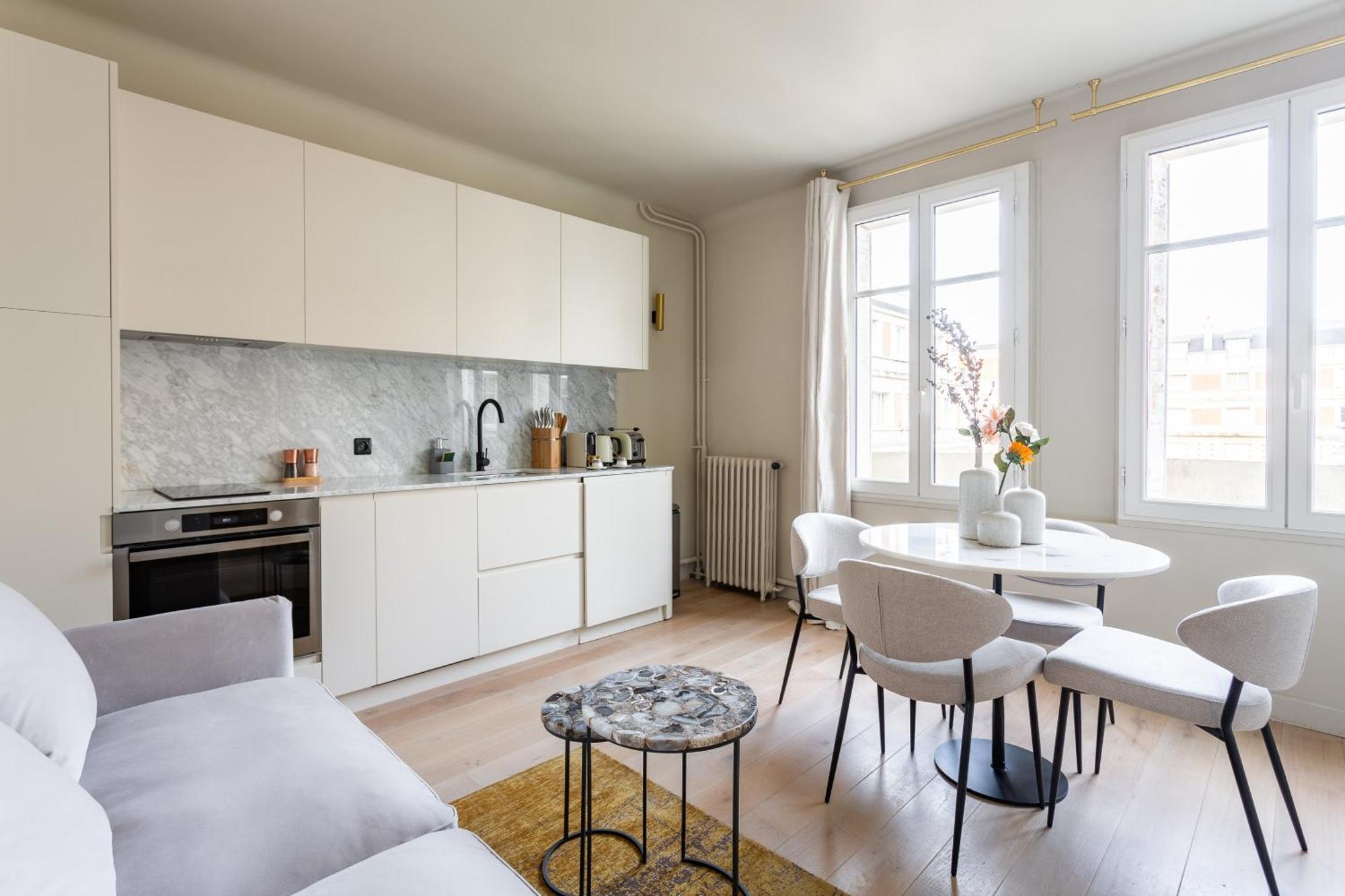 The Carla Suite Eiffel Tower View Paris Bagian luar foto